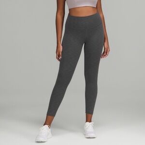 Lululemon Women's Wunder Train HR Crop 23" in Heathered Graphite Grey Size 2